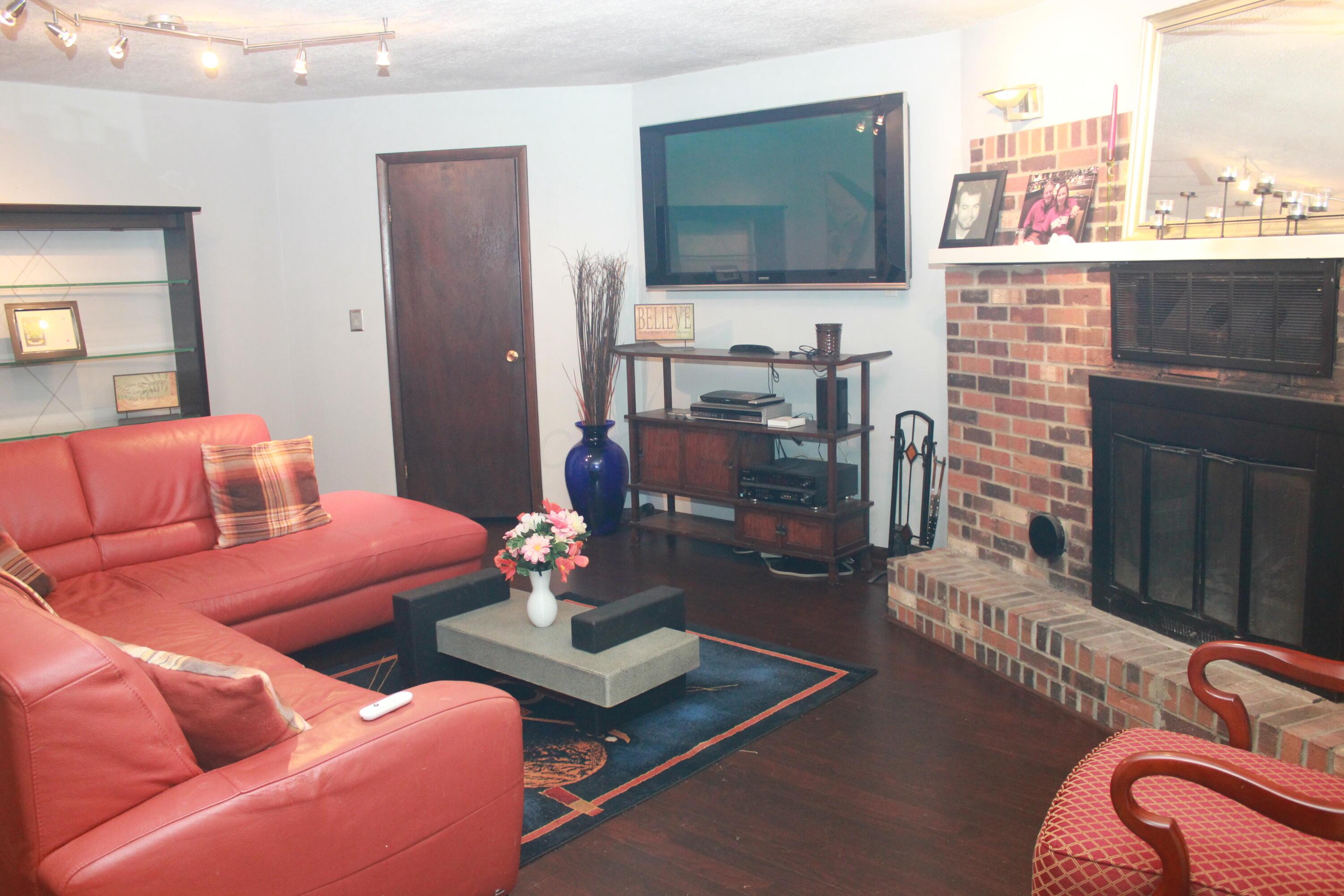 Lockbourne, Ohio, 43137, United States, 3 Bedrooms Bedrooms, ,3 BathroomsBathrooms,Residential,For Sale,1917024