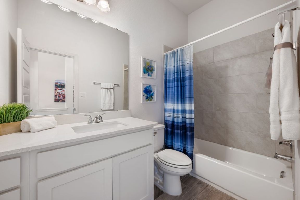 Georgetown, Texas, 78628, United States, 4 Bedrooms Bedrooms, ,3 BathroomsBathrooms,Residential,For Sale,1736171