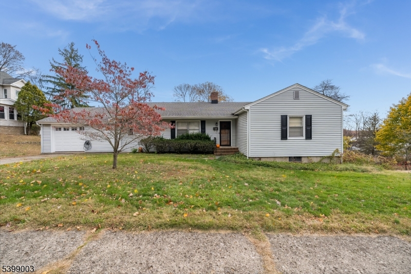 Boonton, New Jersey, 07005, United States, 3 Bedrooms Bedrooms, ,2 BathroomsBathrooms,Residential,For Sale,1998669