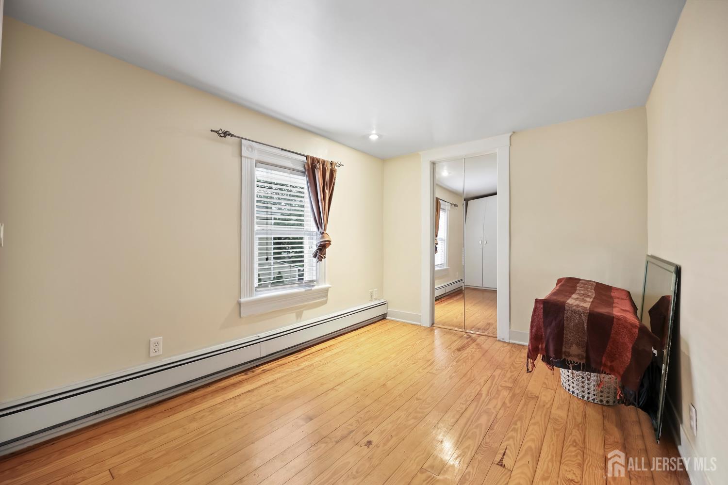 South Amboy, New Jersey, 08879, United States, 4 Bedrooms Bedrooms, ,3 BathroomsBathrooms,Residential,For Sale,1829503