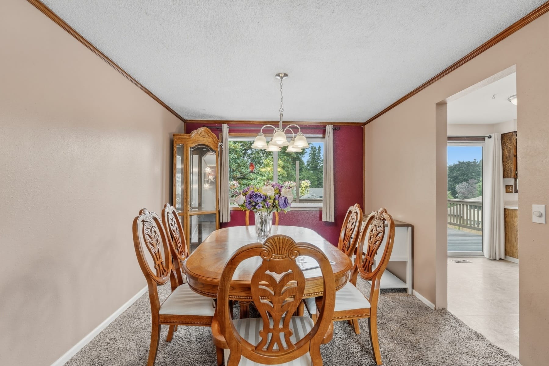  3343 SE DESWELL ST Milwaukie, OR 97267 - 物件實景