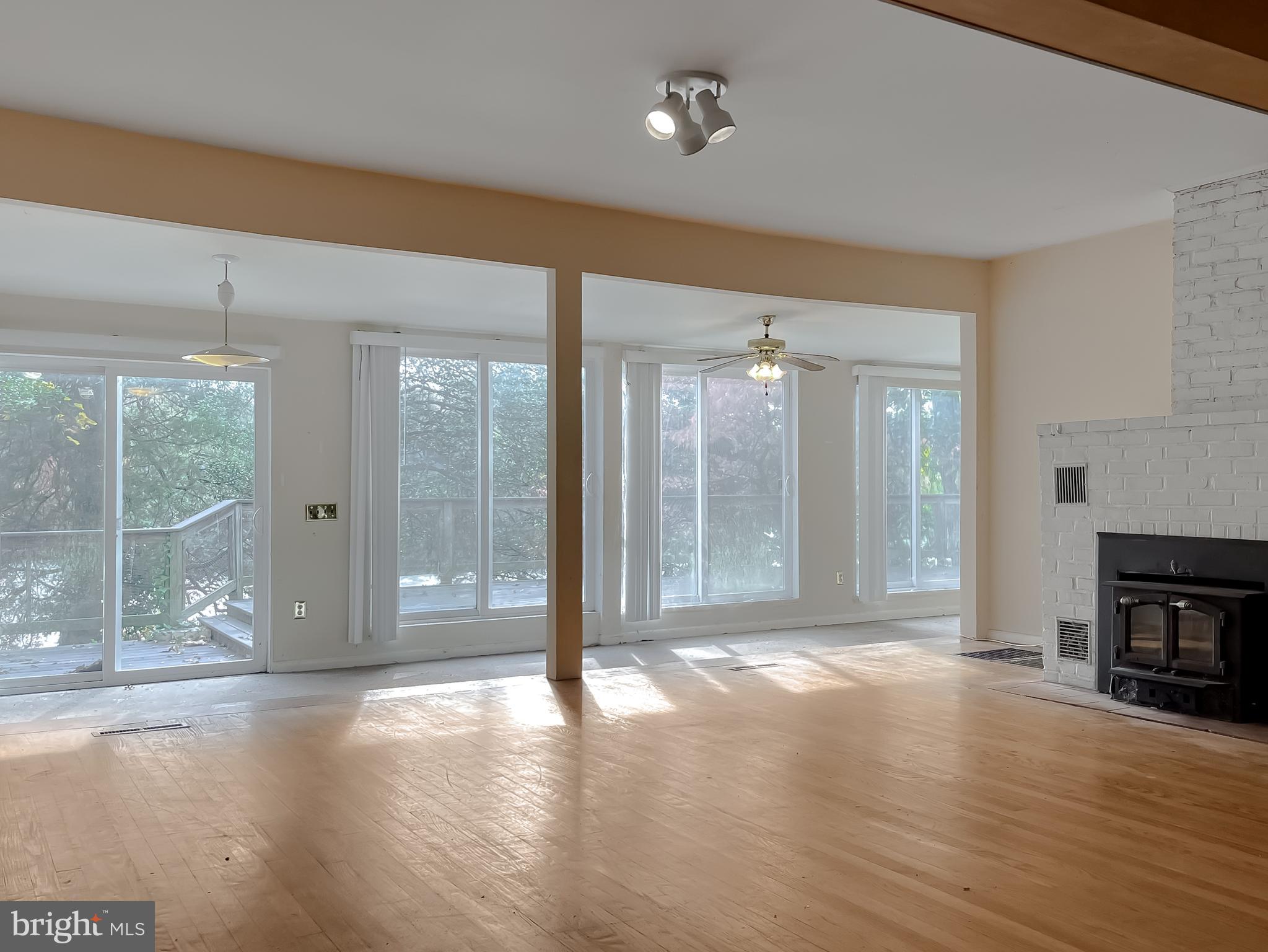 Hollywood, Maryland, 20636, United States, 3 Bedrooms Bedrooms, ,2 BathroomsBathrooms,Residential,For Sale,1977311