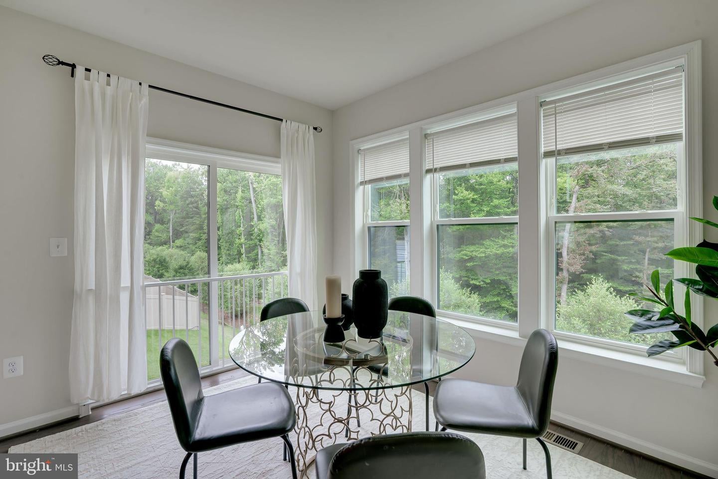 LAUREL, Maryland, 20724, United States, 3 Bedrooms Bedrooms, ,4 BathroomsBathrooms,Residential,For Sale,1924379