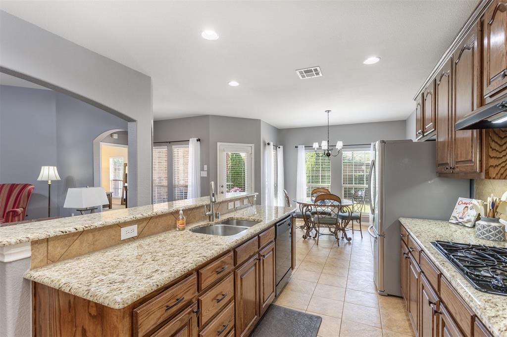 McKinney, Texas, 75070, United States, 5 Bedrooms Bedrooms, ,4 BathroomsBathrooms,Residential,For Sale,1993203