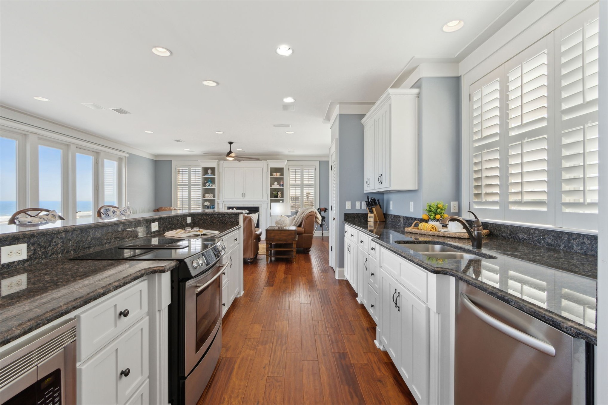 Fernandina Beach, Florida, 32034, United States, 3 Bedrooms Bedrooms, ,3 BathroomsBathrooms,Residential,For Sale,2016912