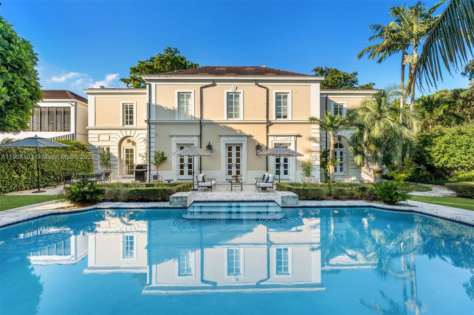 Coral Gables, Florida, 33146, United States, 3 Bedrooms Bedrooms, ,4 BathroomsBathrooms,Residential,For Sale,1992032