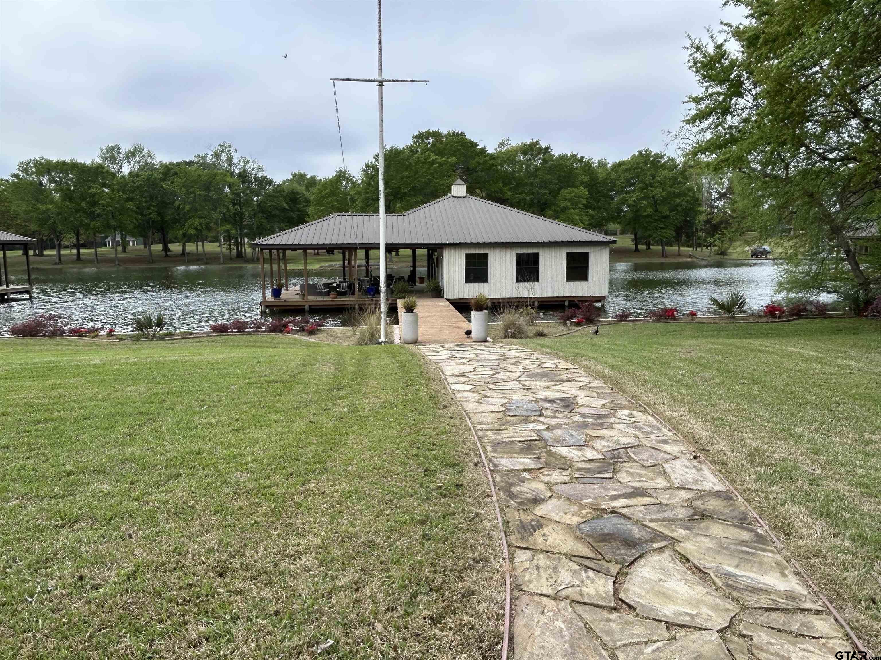 17654 SOUTHPOINT RD., Whitehouse, Texas, 75791, United States, 4 Bedrooms Bedrooms, ,5 BathroomsBathrooms,Residential,For Sale,17654 SOUTHPOINT RD.,1656729
