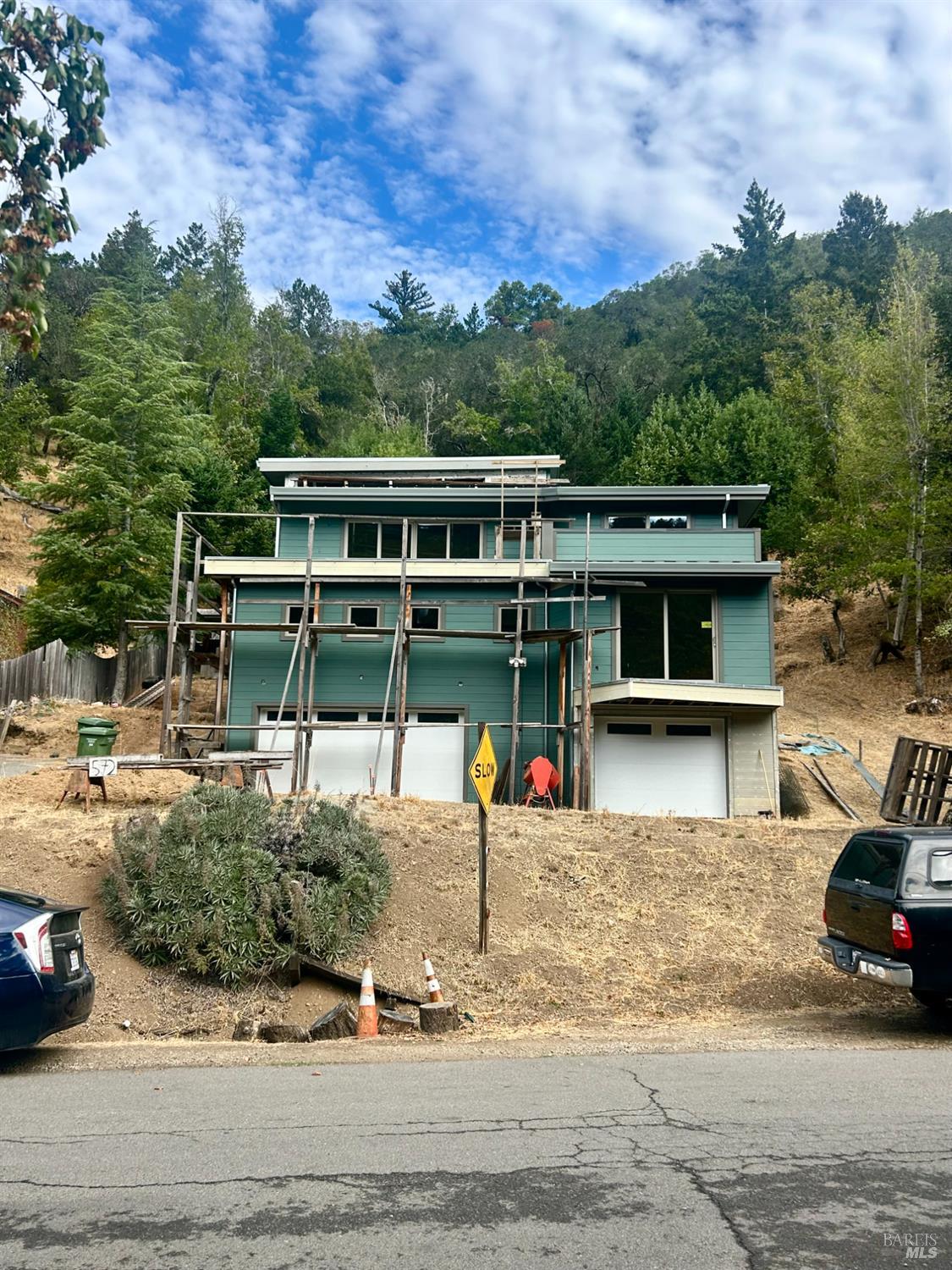 Fairfax, California, 94930, United States, 3 Bedrooms Bedrooms, ,4 BathroomsBathrooms,Residential,For Sale,1987516