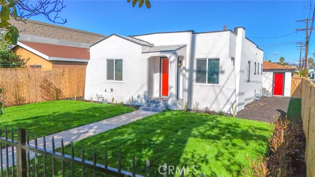 Los Angeles, California, 90003, United States, 2 Bedrooms Bedrooms, ,2 BathroomsBathrooms,Residential,For Sale,2009302