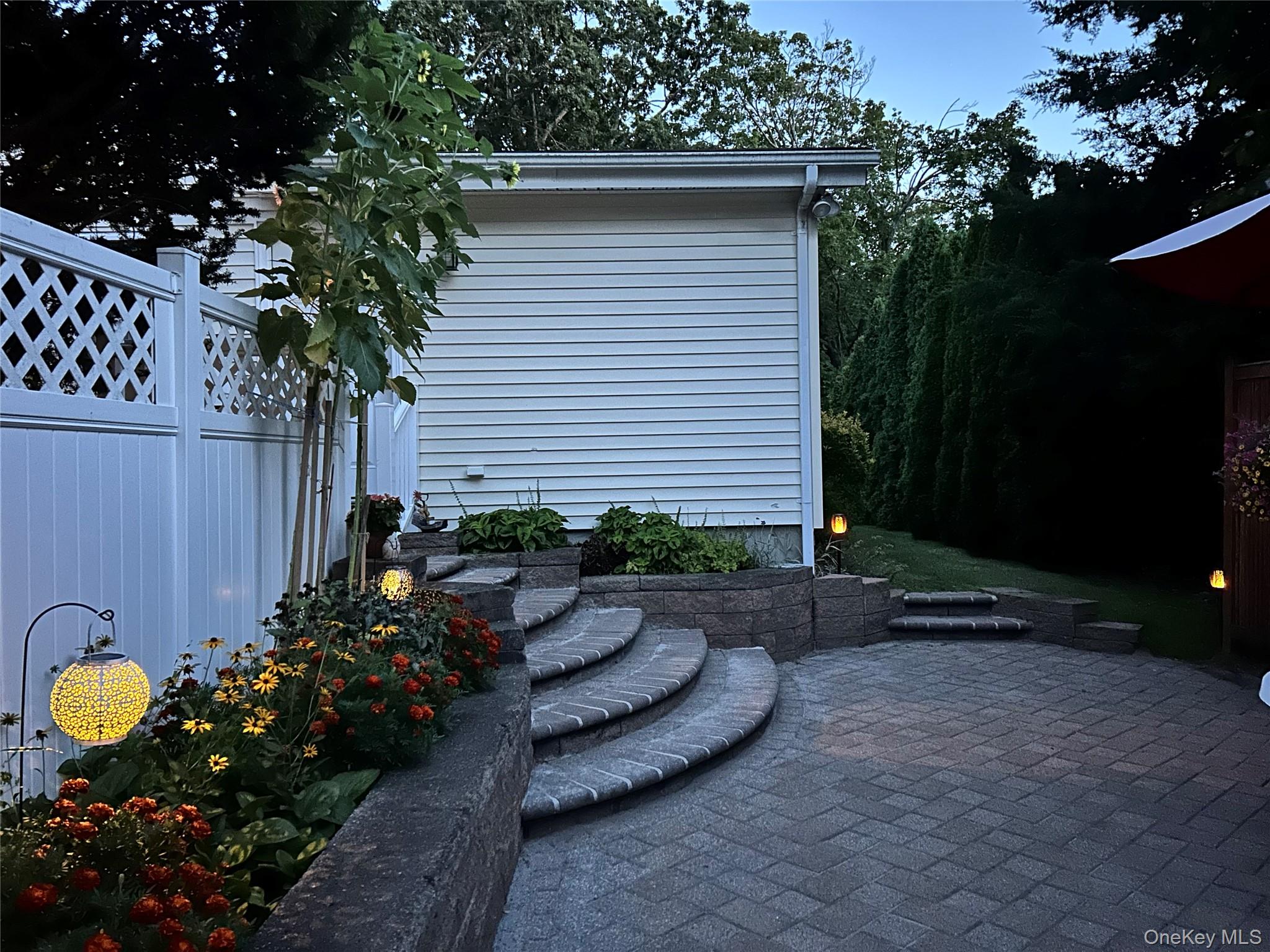 Sound Beach, New York, 11789, United States, 4 Bedrooms Bedrooms, ,2 BathroomsBathrooms,Residential,For Sale,1994513