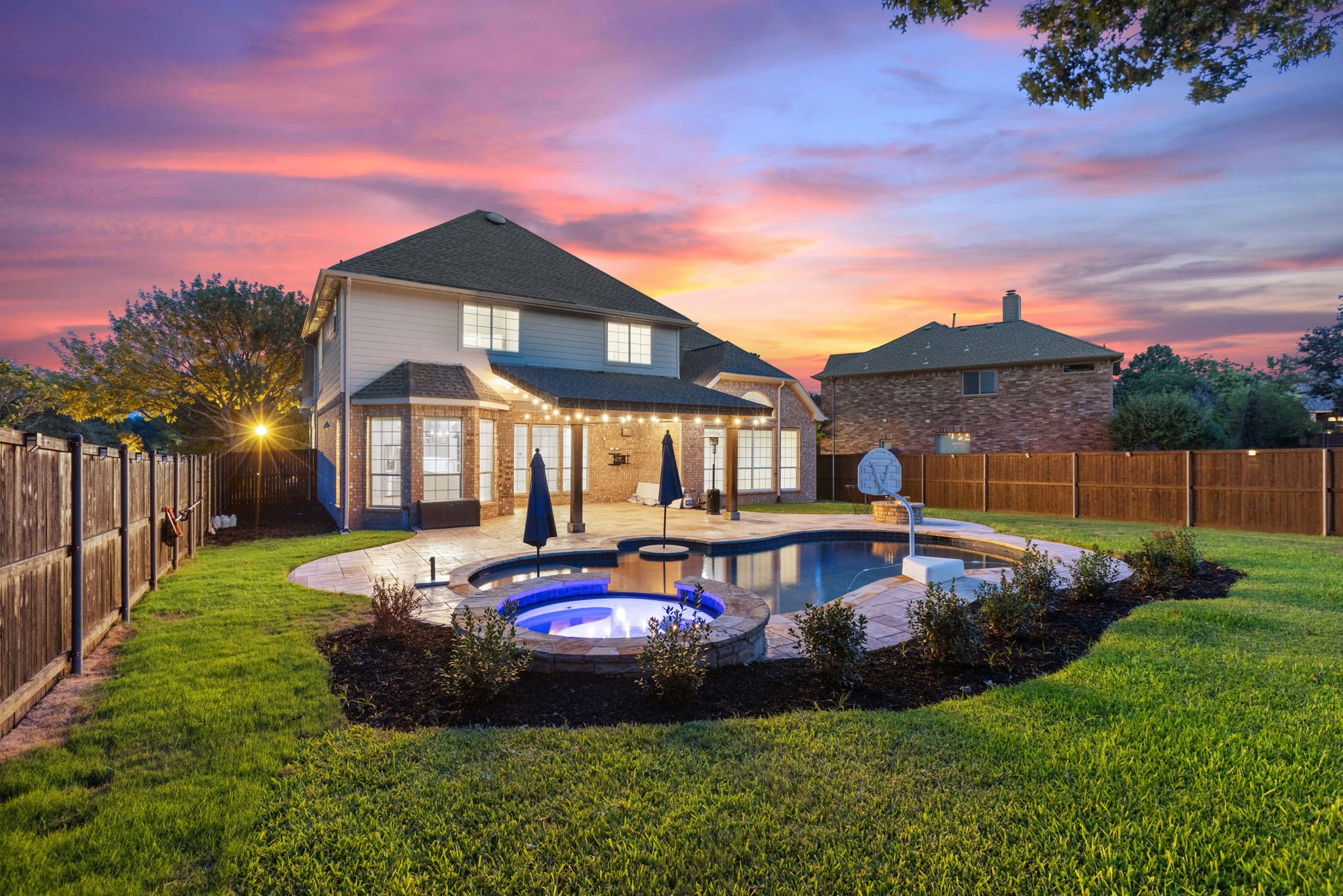 McKinney, Texas, 75072, United States, 4 Bedrooms Bedrooms, ,4 BathroomsBathrooms,Residential,For Sale,1933487