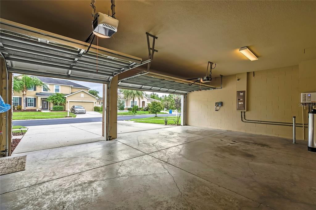 Wesley Chapel, Florida, 33543, United States, 4 Bedrooms Bedrooms, ,2 BathroomsBathrooms,Residential,For Sale,1979426