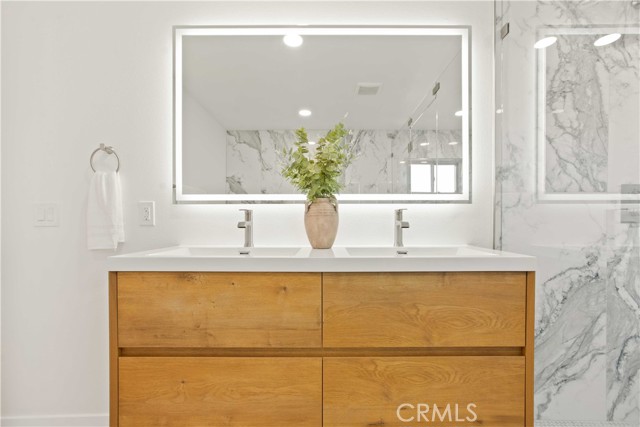 Huntington Beach, California, 92646, United States, 4 Bedrooms Bedrooms, ,3 BathroomsBathrooms,Residential,For Sale,2006159