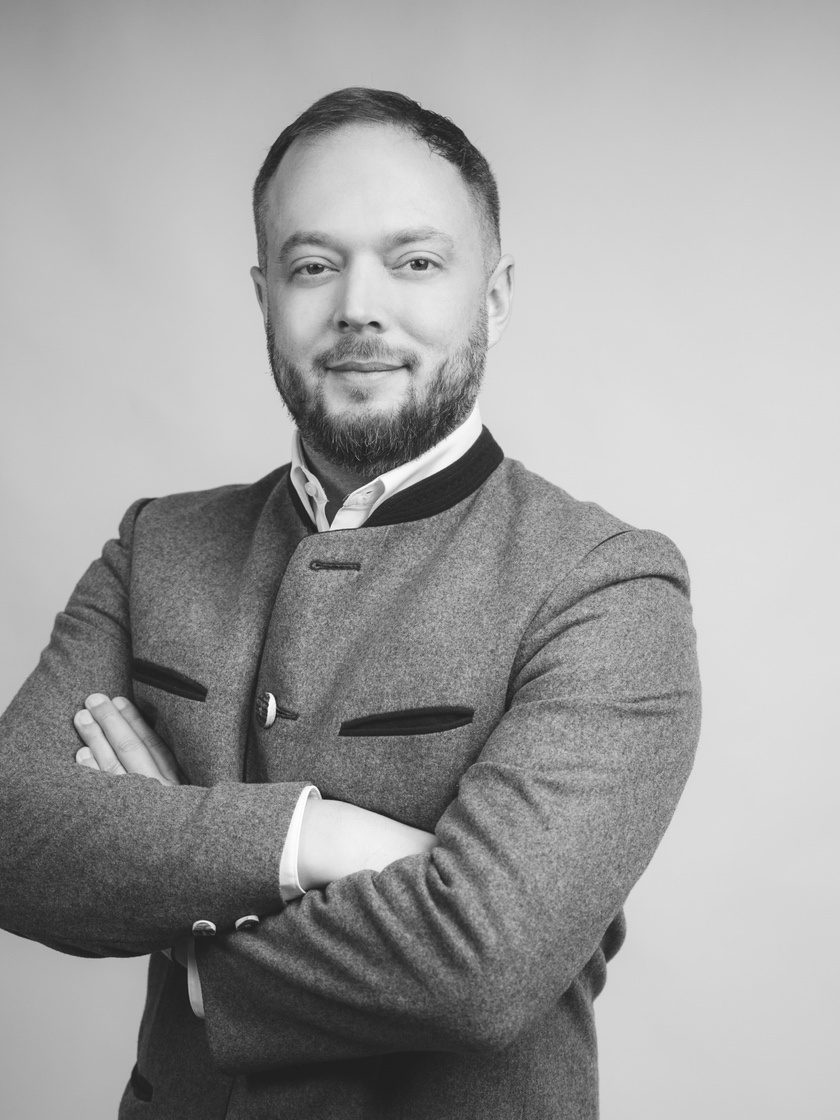 Adrian Hoffmann