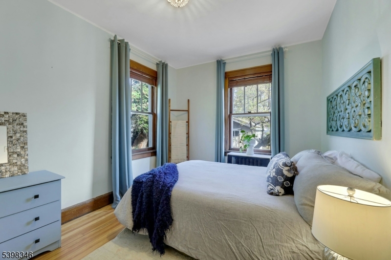 Hawthorne Boro, New Jersey, 07506, United States, 4 Bedrooms Bedrooms, ,2 BathroomsBathrooms,Residential,For Sale,1997241