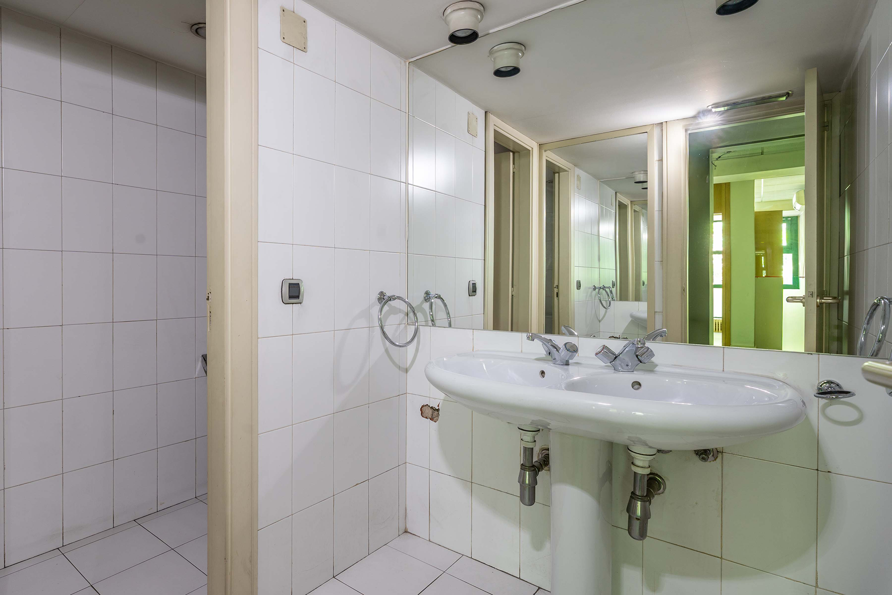  Opportunity in Recoletos with project for 2 exterior suites - 物件實景