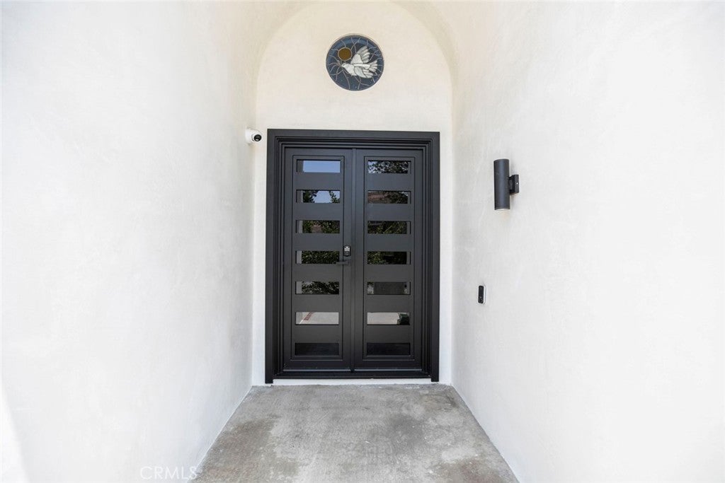 Glendale, California, 91206, United States, 4 Bedrooms Bedrooms, ,3 BathroomsBathrooms,Residential,For Sale,1940917
