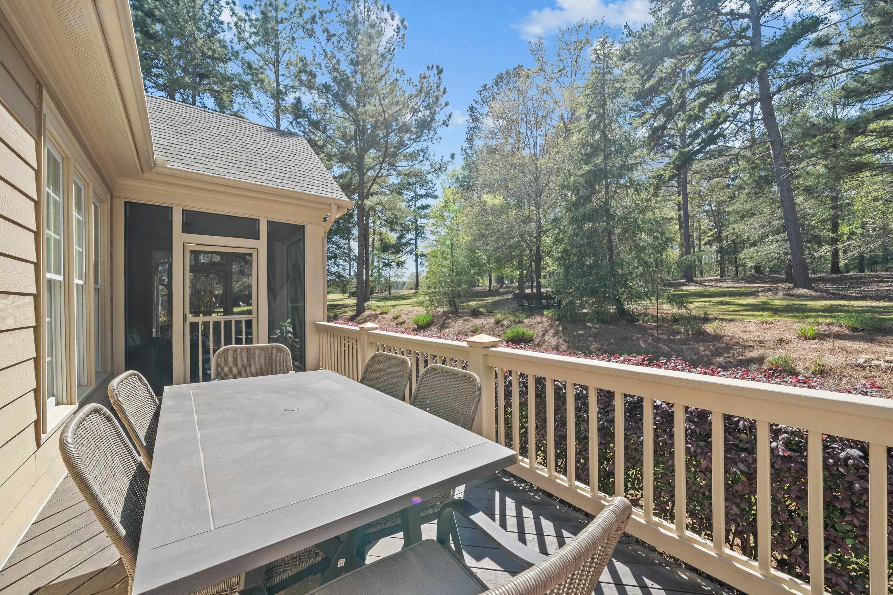 Eatonton, Georgia, 31024, United States, 3 Bedrooms Bedrooms, ,4 BathroomsBathrooms,Residential,For Sale,1885439