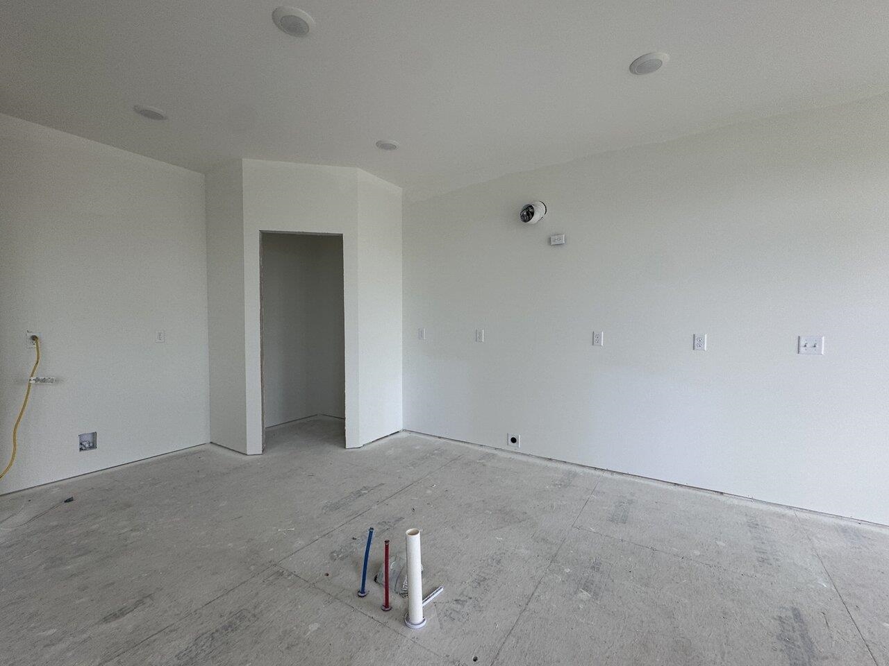 South Burlington, Vermont, 05403, United States, 3 Bedrooms Bedrooms, ,2 BathroomsBathrooms,Residential,For Sale,1817608