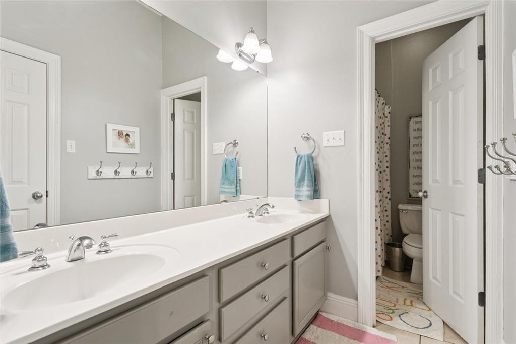 Mandeville, Louisiana, 70471, United States, 4 Bedrooms Bedrooms, ,3 BathroomsBathrooms,Residential,For Sale,1898629