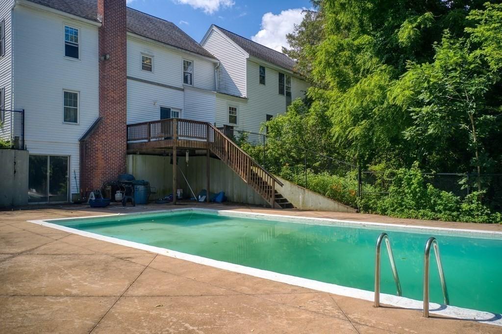 Boylston, Massachusetts, 01505, United States, 5 Bedrooms Bedrooms, ,3 BathroomsBathrooms,Residential,For Sale,1887512