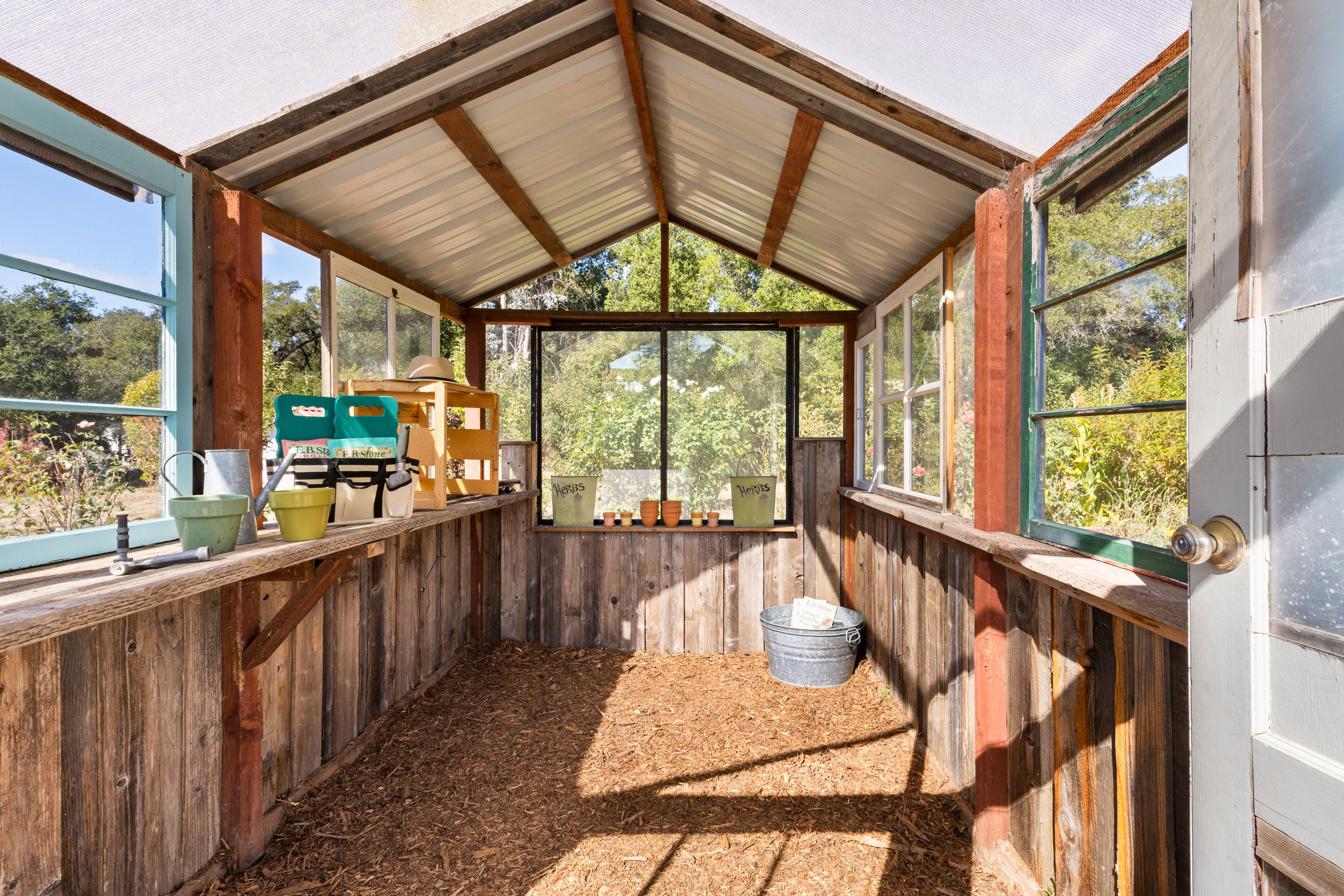 Country Charm, Creative Spaces and an Acre of Possibilities in Sebastopol - 物件實景
