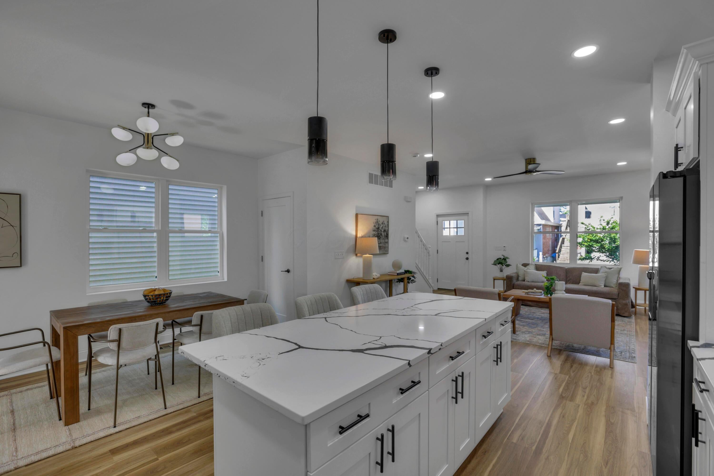 Columbus, Ohio, 43203, United States, 4 Bedrooms Bedrooms, ,4 BathroomsBathrooms,Residential,For Sale,2048035
