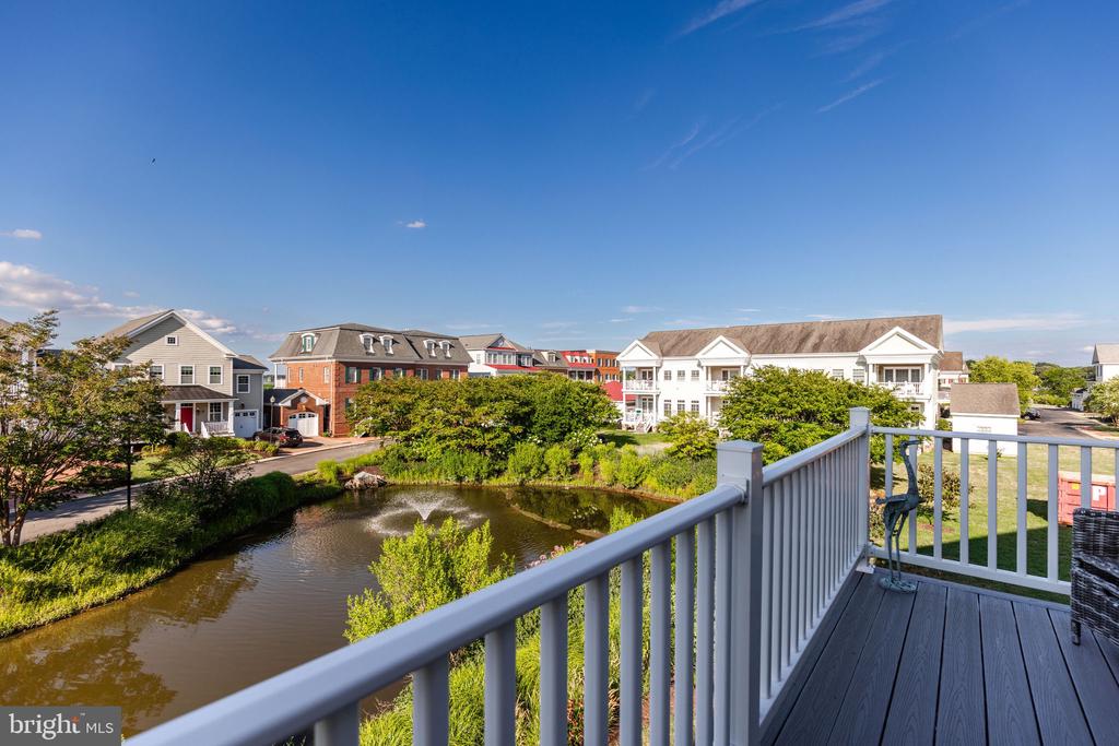 Chestertown, Maryland, 21620, United States, 2 Bedrooms Bedrooms, ,3 BathroomsBathrooms,Residential,For Sale,1949914