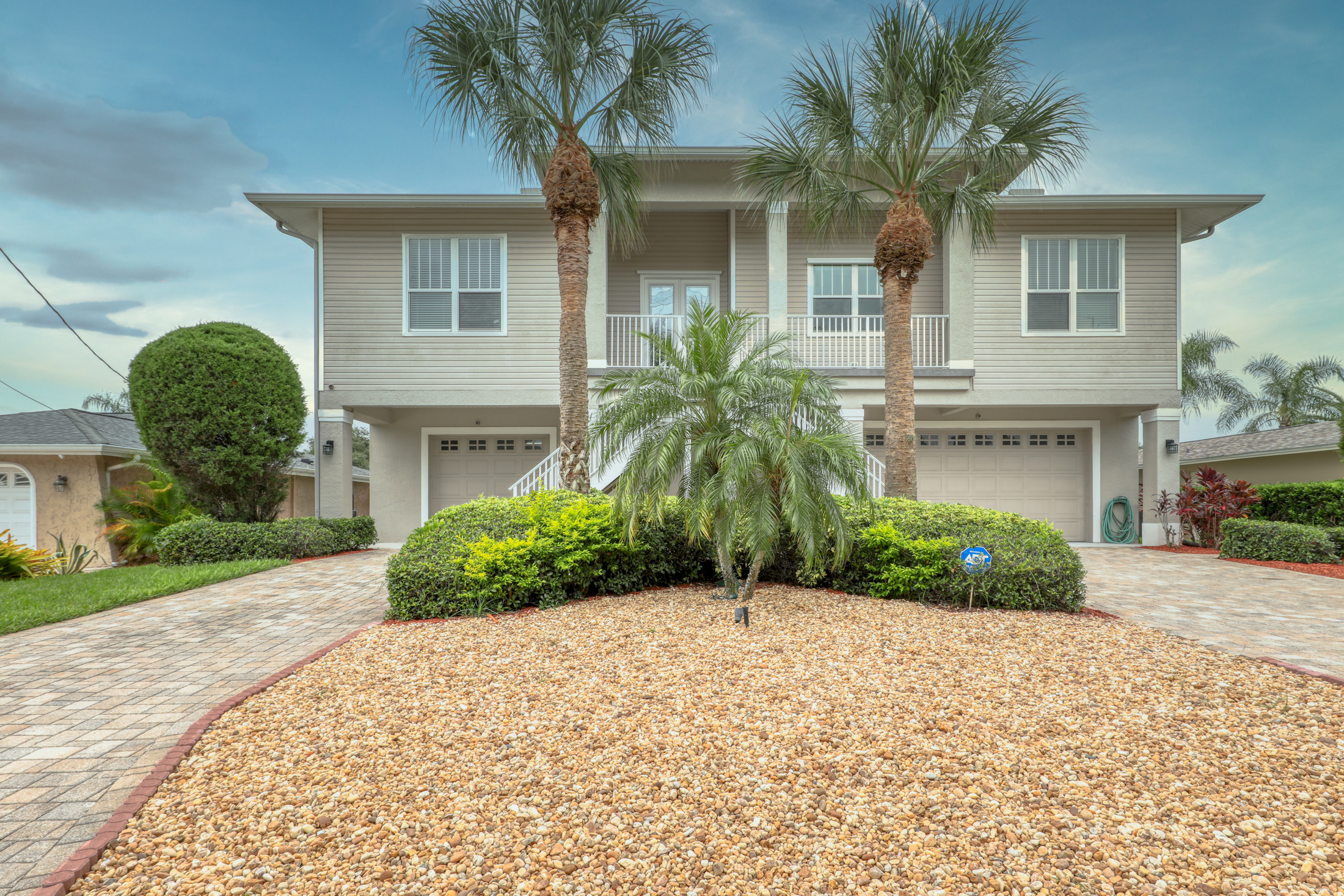 356 WESTWINDS DRIVE, Palm Harbor, Florida, 34683, United States, 3 Bedrooms Bedrooms, ,4 BathroomsBathrooms,Residential,For Sale,356 WESTWINDS DRIVE,1134606