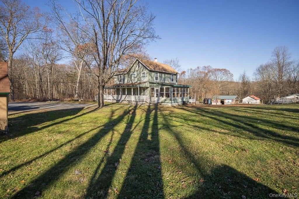 Wallkill, New York, 12589, United States, 4 Bedrooms Bedrooms, ,2 BathroomsBathrooms,Residential,For Sale,1998063