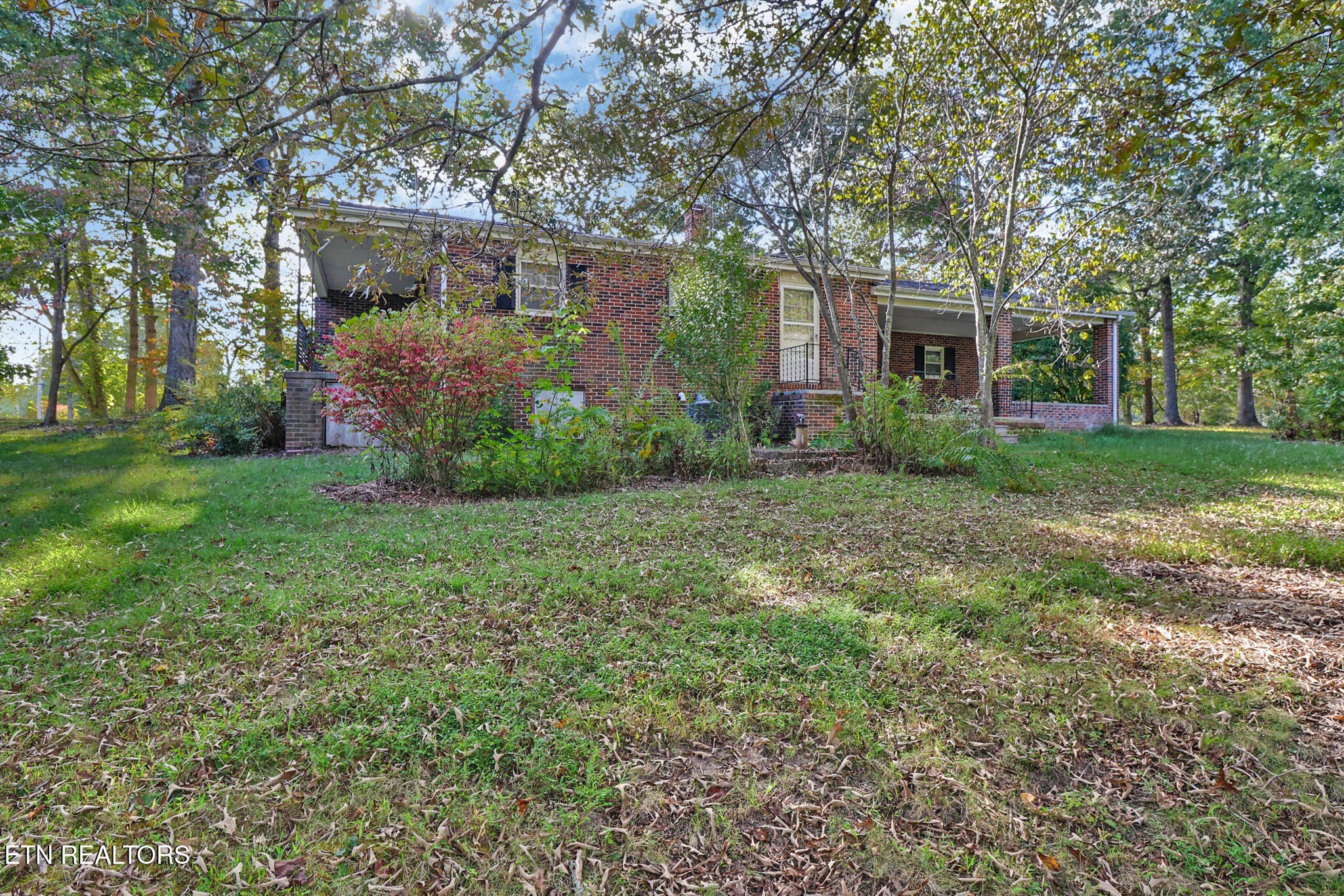 Crossville, Tennessee, 38555, United States, 2 Bedrooms Bedrooms, ,1 BathroomBathrooms,Residential,For Sale,1982388