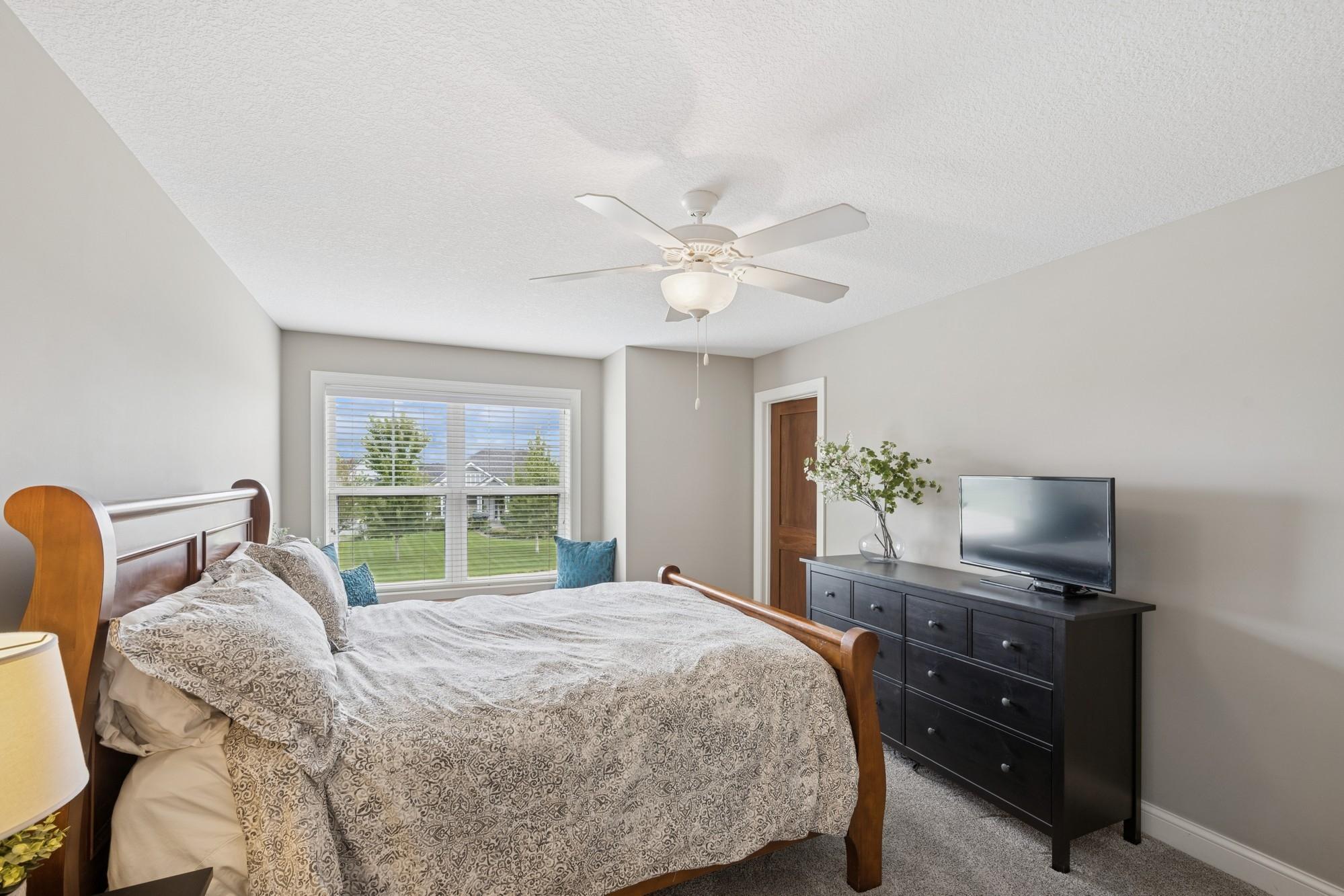 Brooklyn Park, Minnesota, 55445, United States, 5 Bedrooms Bedrooms, ,3 BathroomsBathrooms,Residential,For Sale,1991127