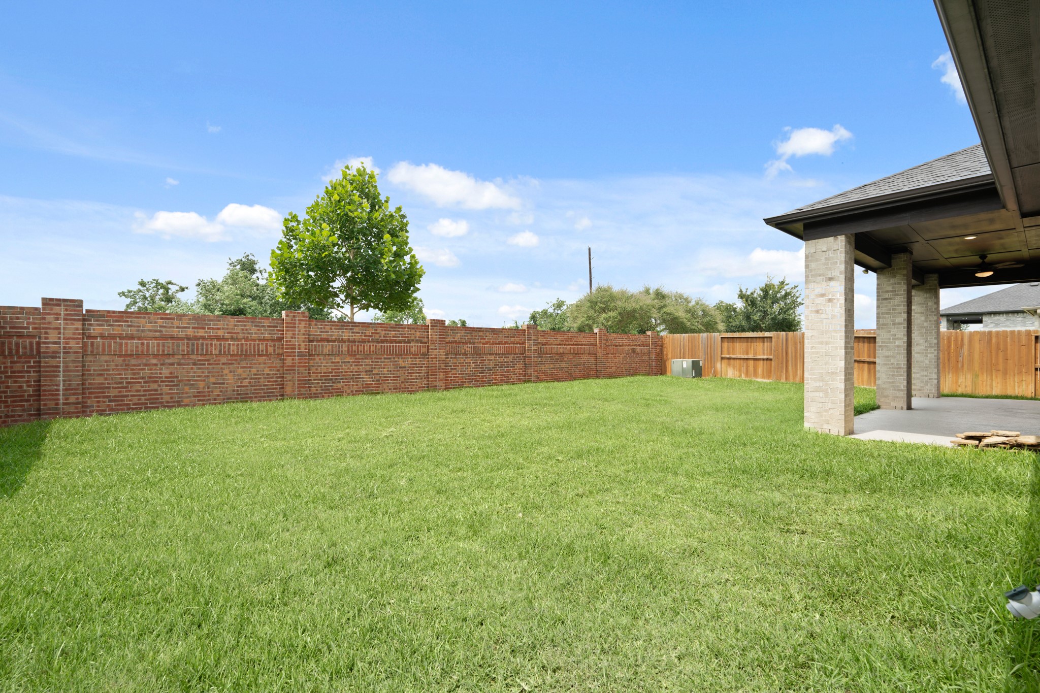 Katy, Texas, 77494, United States, 4 Bedrooms Bedrooms, ,3 BathroomsBathrooms,Residential,For Sale,1903819