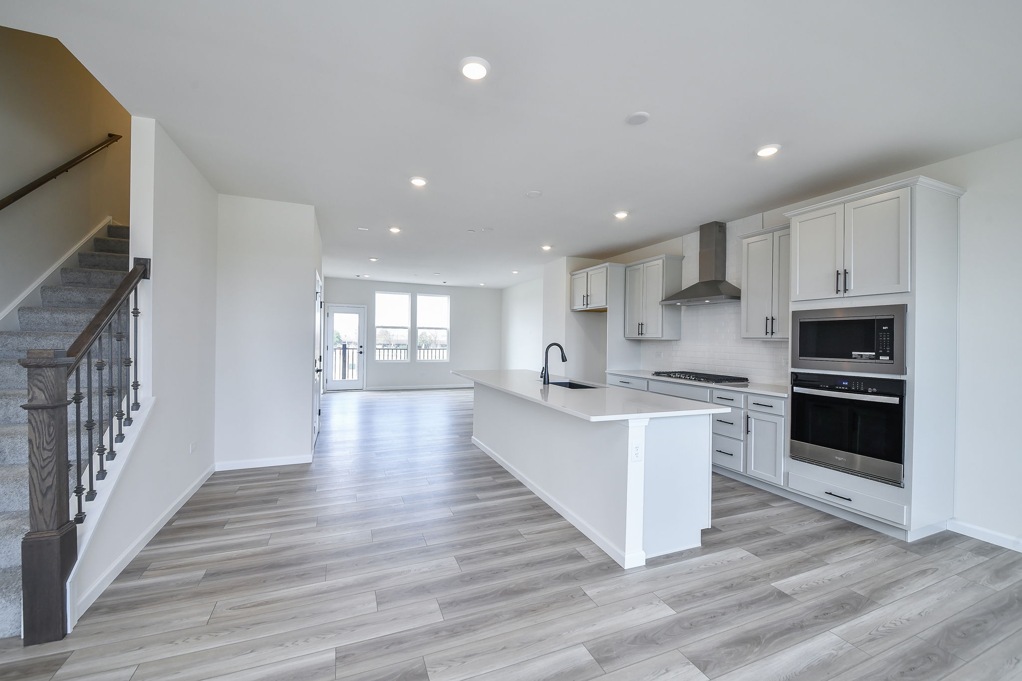  An Enclave of Only 65 New Construction Homes in the Heart of Naperville - 物件實景