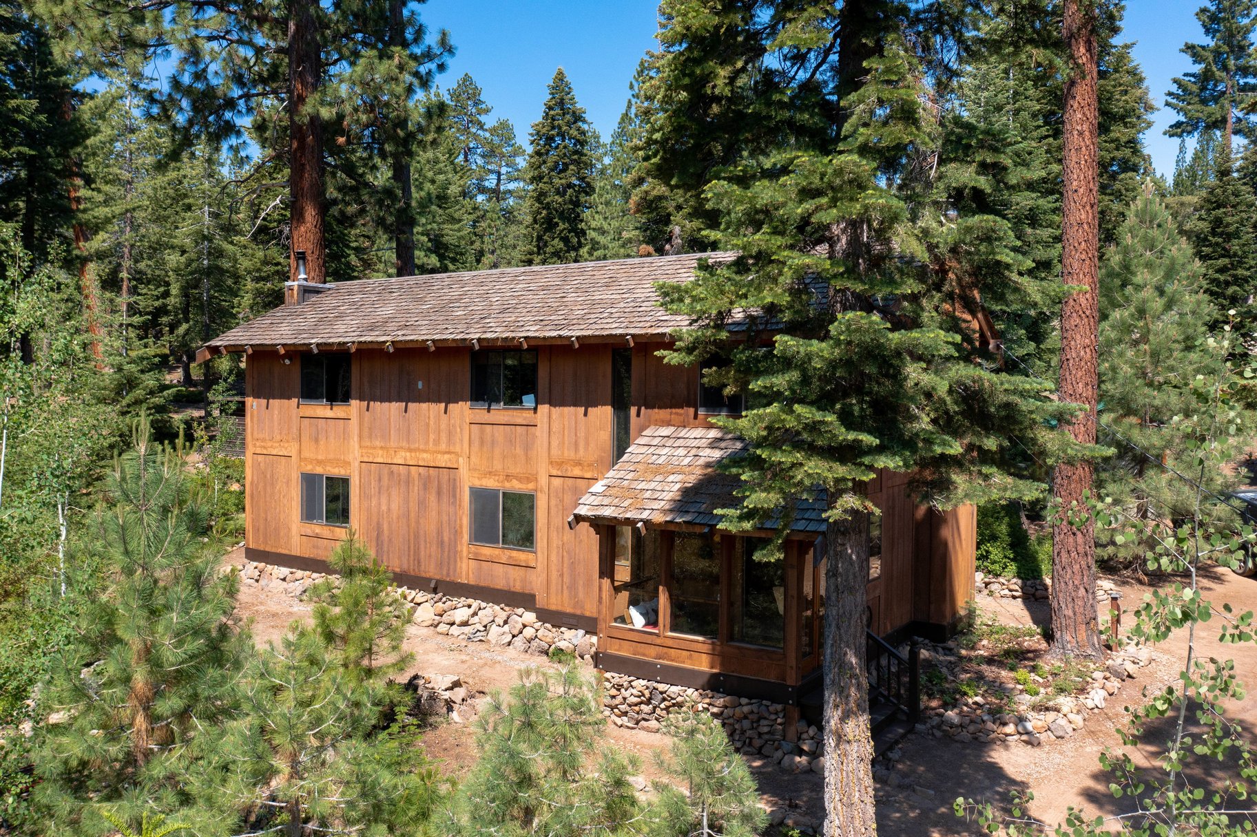  Rare, 10-acre parcel with house minutes from Tahoe City - 物件實景
