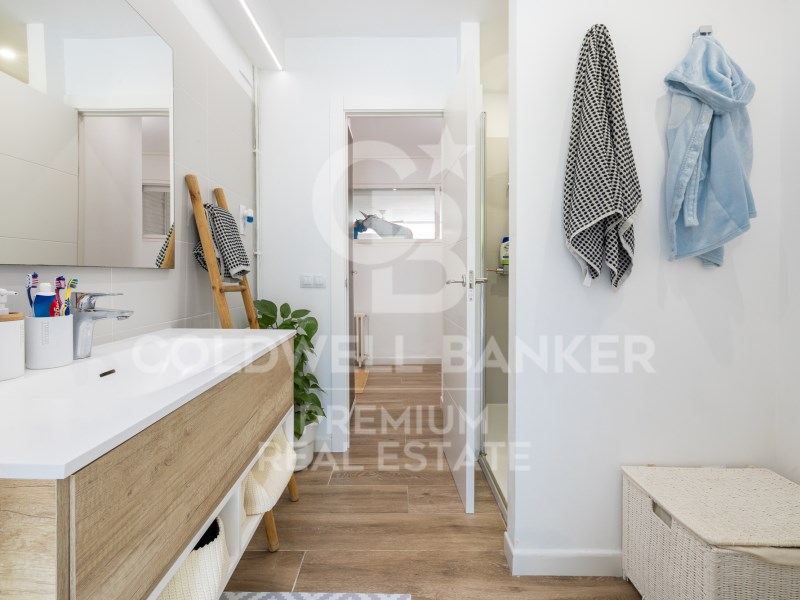 Cerdanyola del Vallès, Catalonia, ES, 4 Bedrooms Bedrooms, ,3 BathroomsBathrooms,Residential,For Sale,1856744