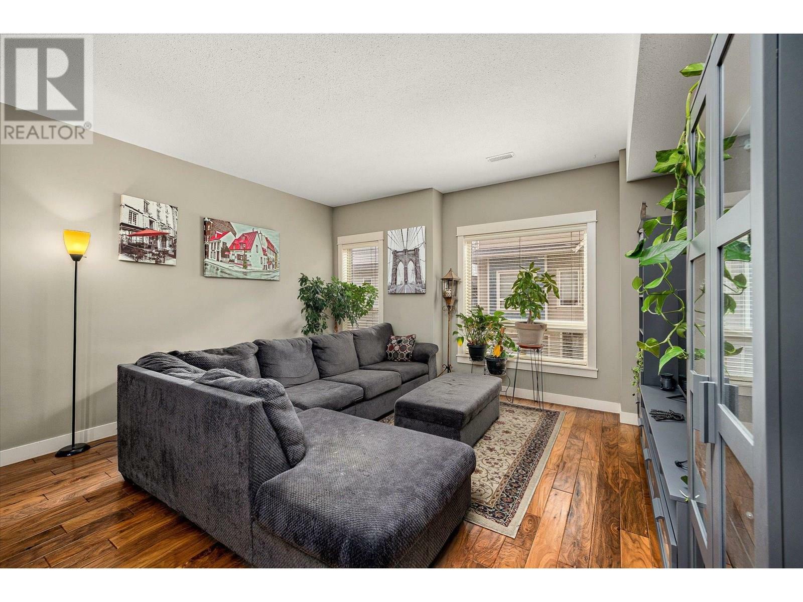 VERNON, British Columbia, V1T 9X1, CA, 3 Bedrooms Bedrooms, ,2 BathroomsBathrooms,Residential,For Sale,1883583
