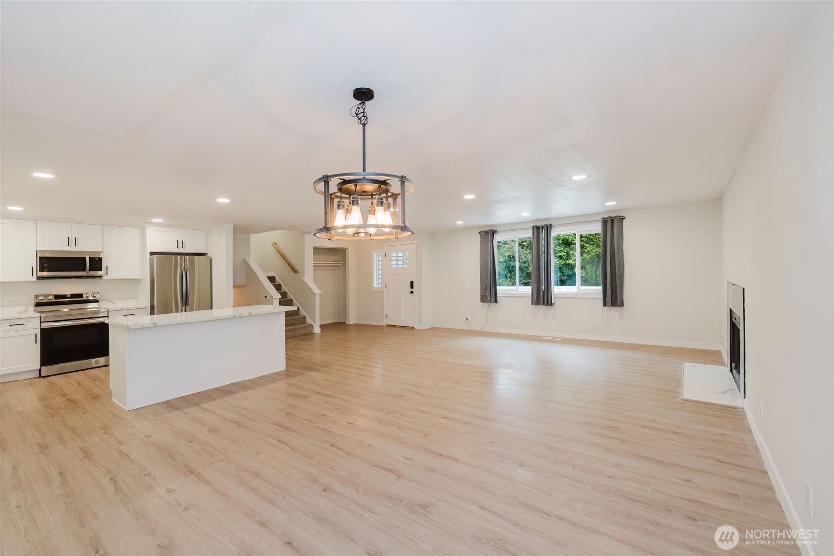 Poulsbo, Washington, 98370, United States, 3 Bedrooms Bedrooms, ,2 BathroomsBathrooms,Residential,For Sale,1796168