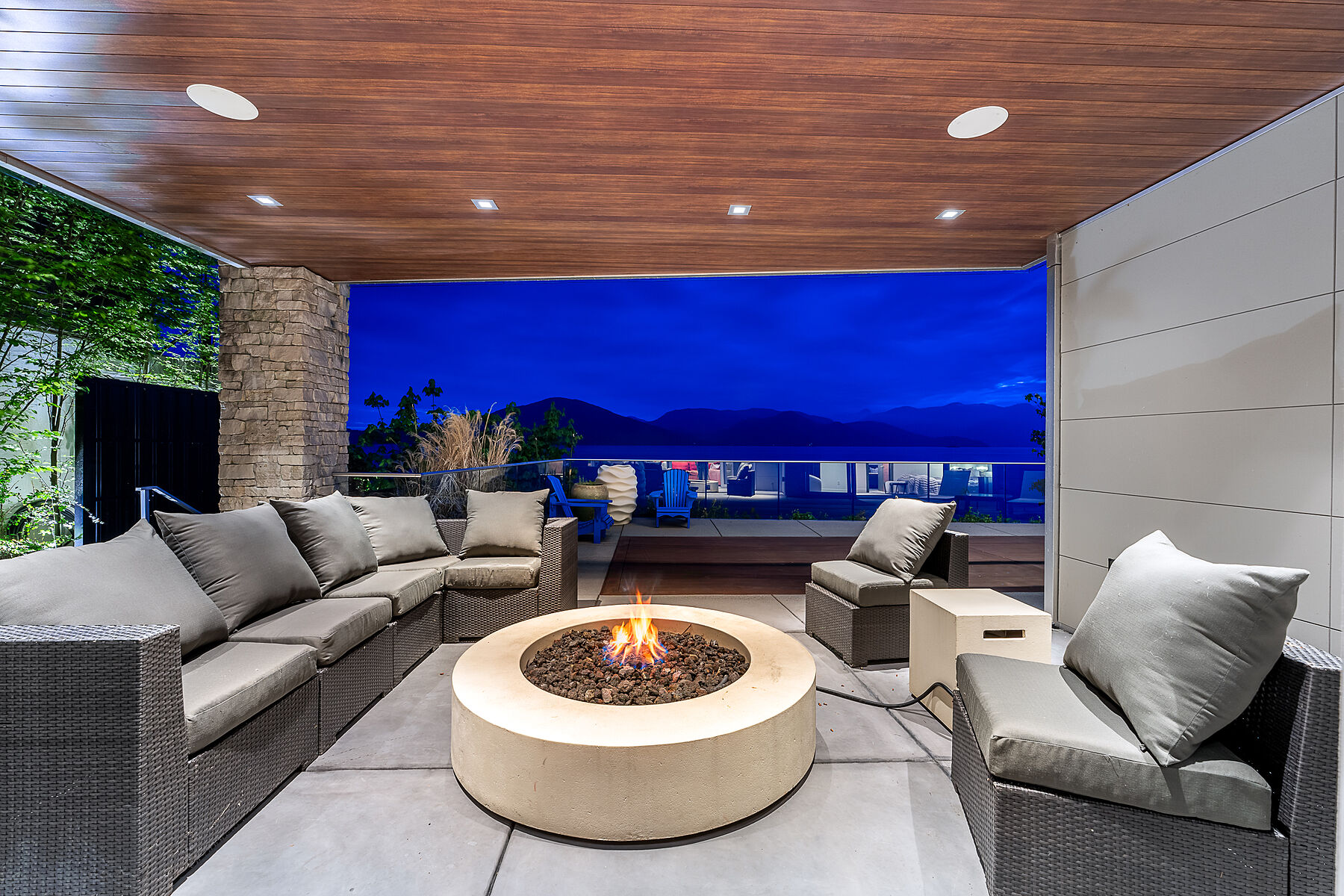  Amazing Waterfront Property - 物件實景