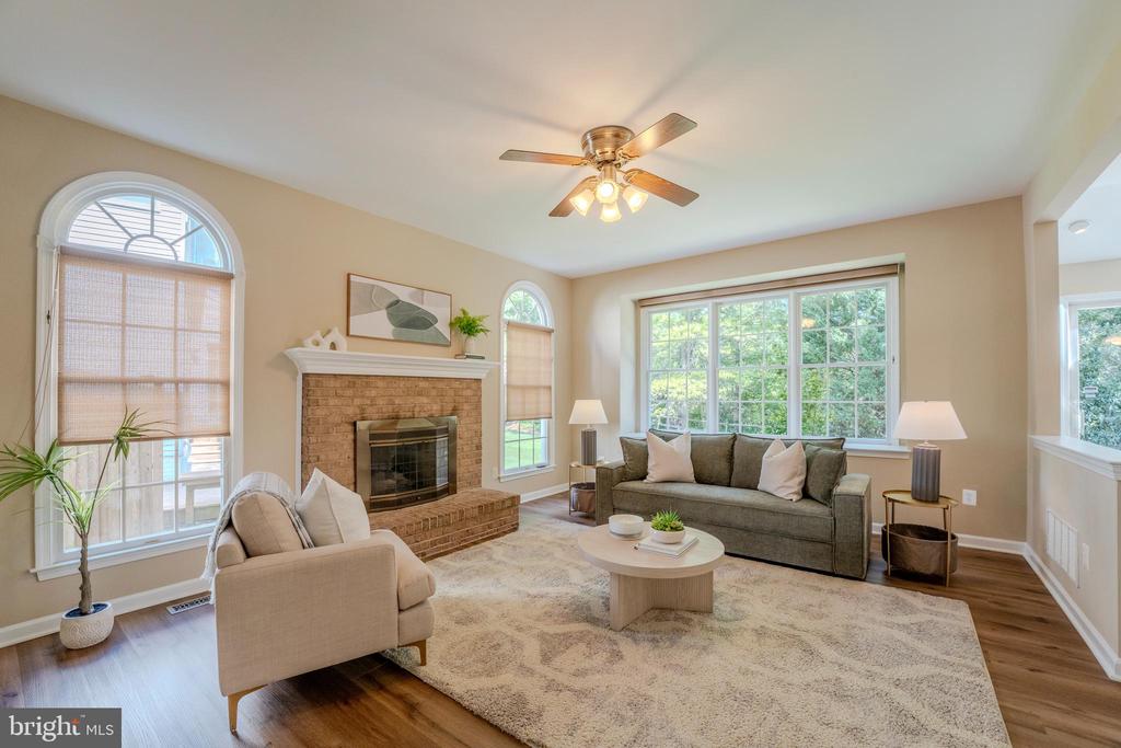 Reston, Virginia, 20194, United States, 4 Bedrooms Bedrooms, ,4 BathroomsBathrooms,Residential,For Sale,2047998
