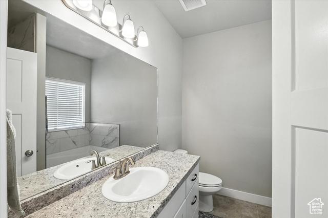 Hyrum, Utah, 84319, United States, 5 Bedrooms Bedrooms, ,3 BathroomsBathrooms,Residential,For Sale,1975409