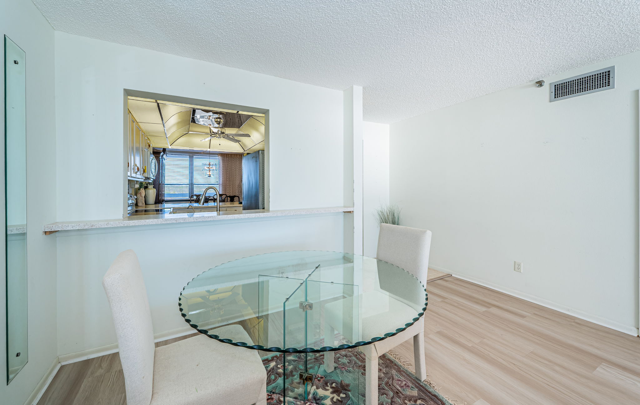 Redington Shores, Florida, 33708, United States, 2 Bedrooms Bedrooms, ,2 BathroomsBathrooms,Residential,For Sale,2013102