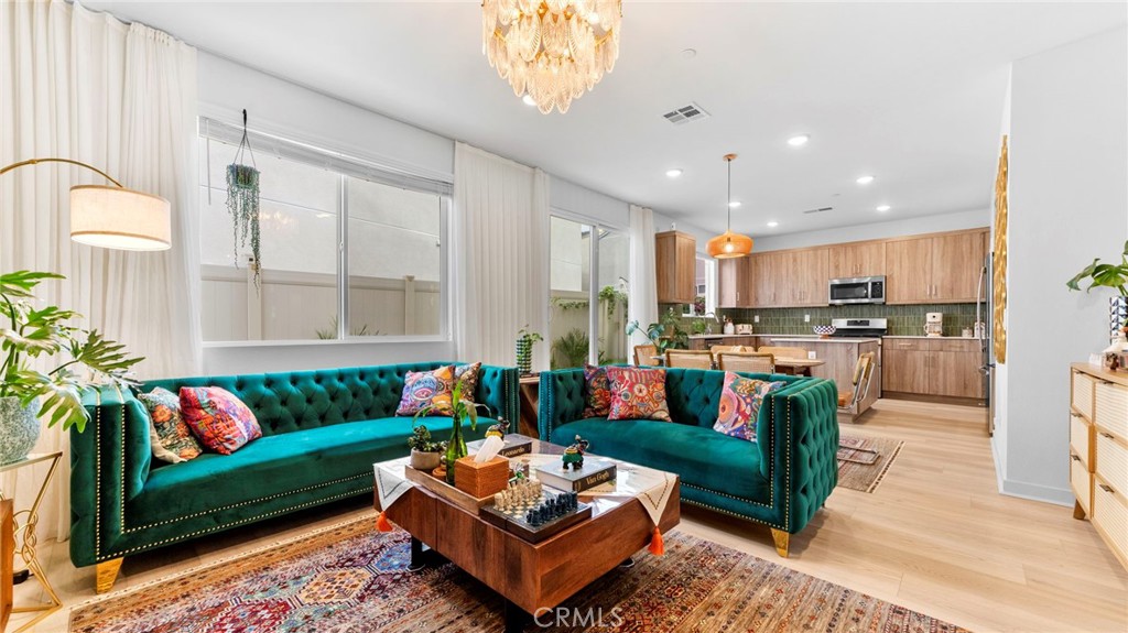 Fallbrook, California, 92028, United States, 3 Bedrooms Bedrooms, ,3 BathroomsBathrooms,Residential,For Sale,1987532