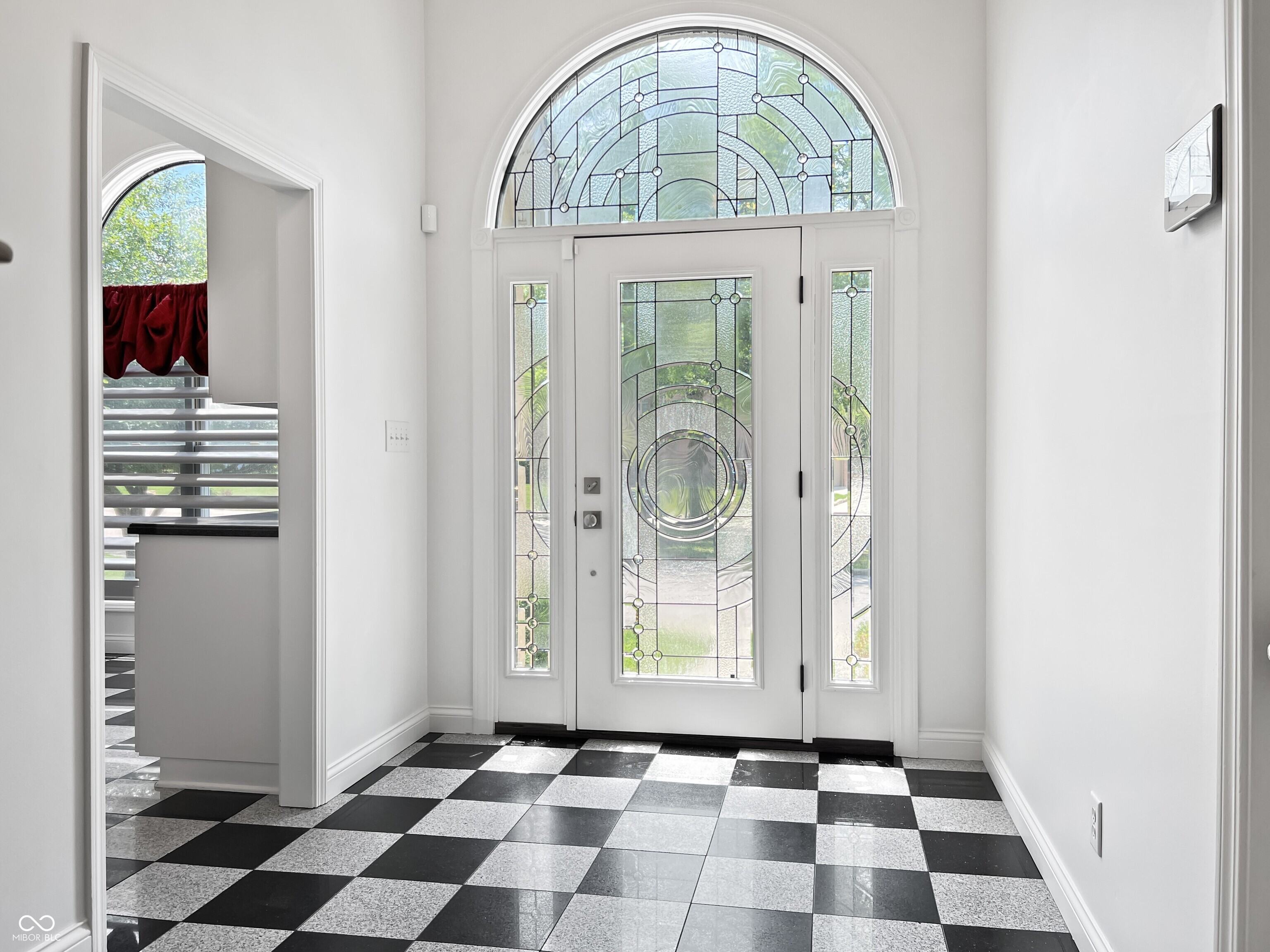 Columbus, Indiana, 47201, United States, 5 Bedrooms Bedrooms, ,6 BathroomsBathrooms,Residential,For Sale,1979621