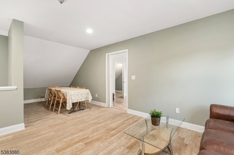 Vernon Twp., New Jersey, 07462, United States, 4 Bedrooms Bedrooms, ,2 BathroomsBathrooms,Residential,For Sale,1938631