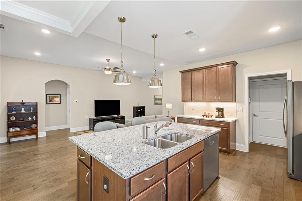 Woodstock, Georgia, 30188, United States, 3 Bedrooms Bedrooms, ,2 BathroomsBathrooms,Residential,For Sale,1906766