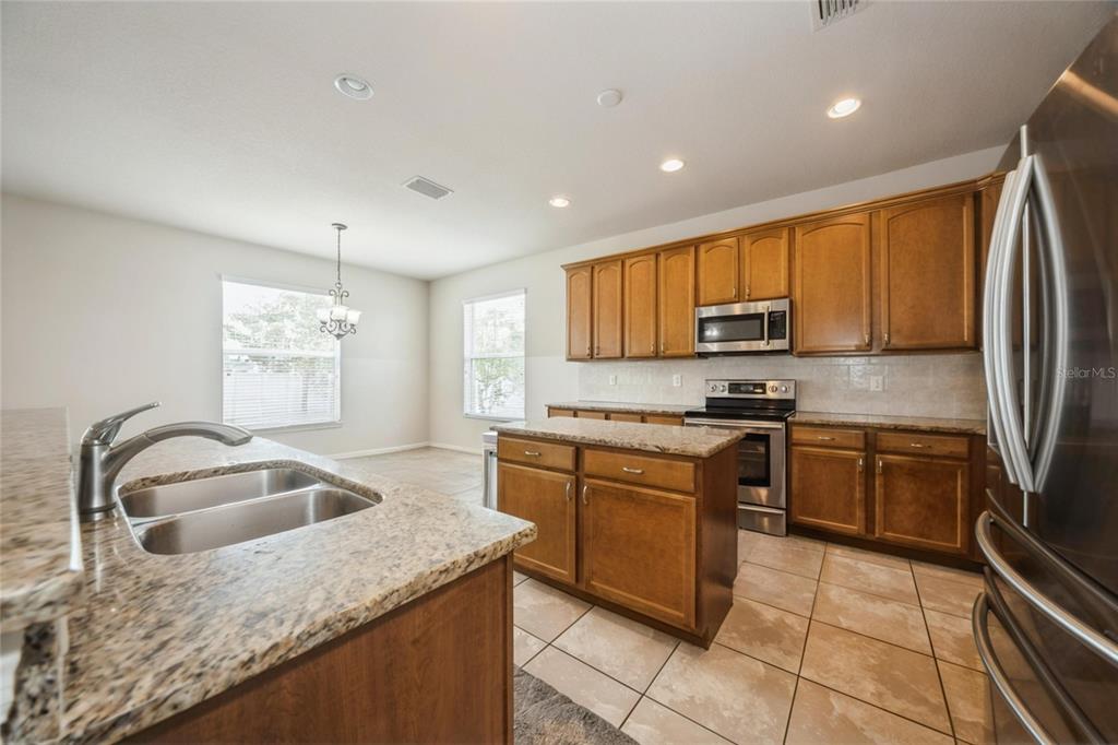 Plant City, Florida, 33566, United States, 5 Bedrooms Bedrooms, ,4 BathroomsBathrooms,Residential,For Sale,1848663