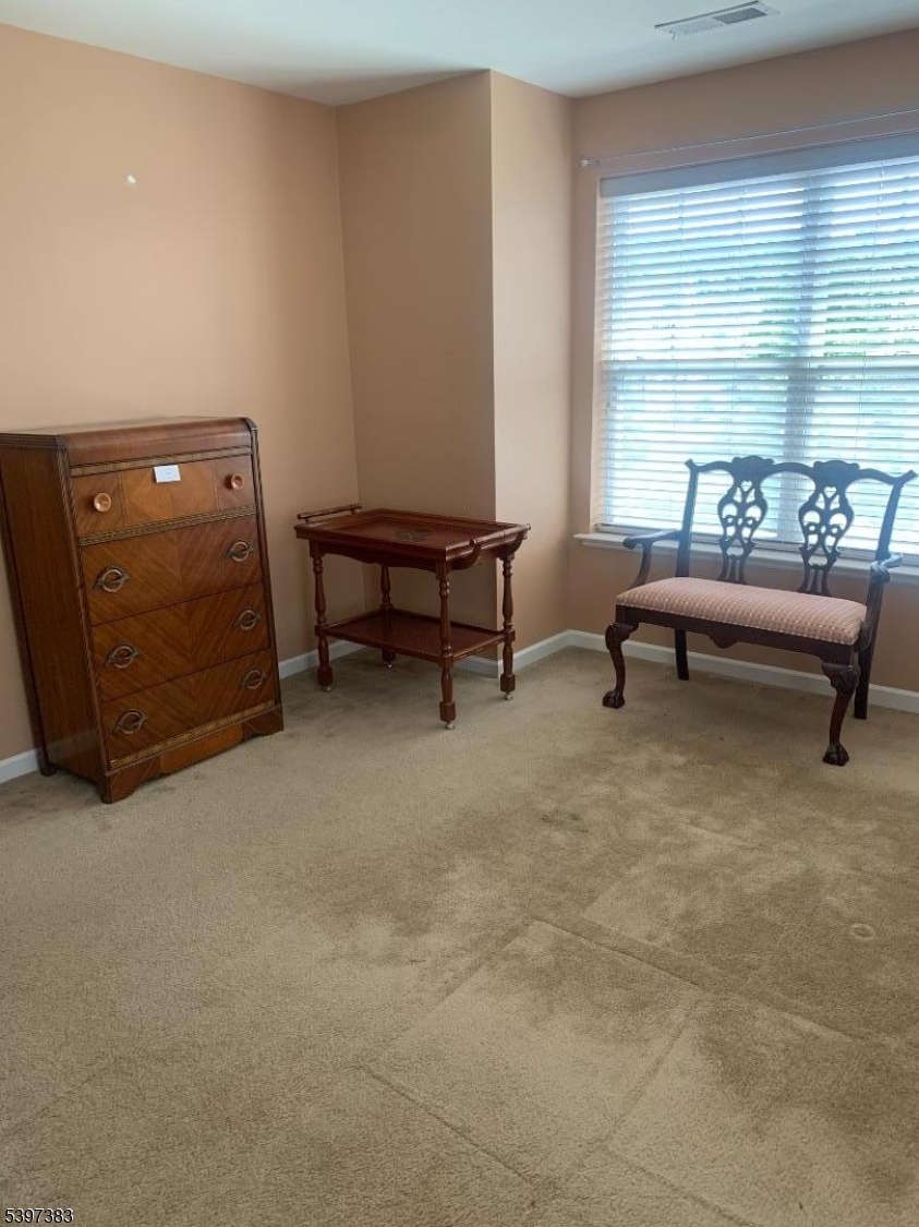 Allamuchy Twp., New Jersey, 07840, United States, 3 Bedrooms Bedrooms, ,3 BathroomsBathrooms,Residential,For Sale,1993571