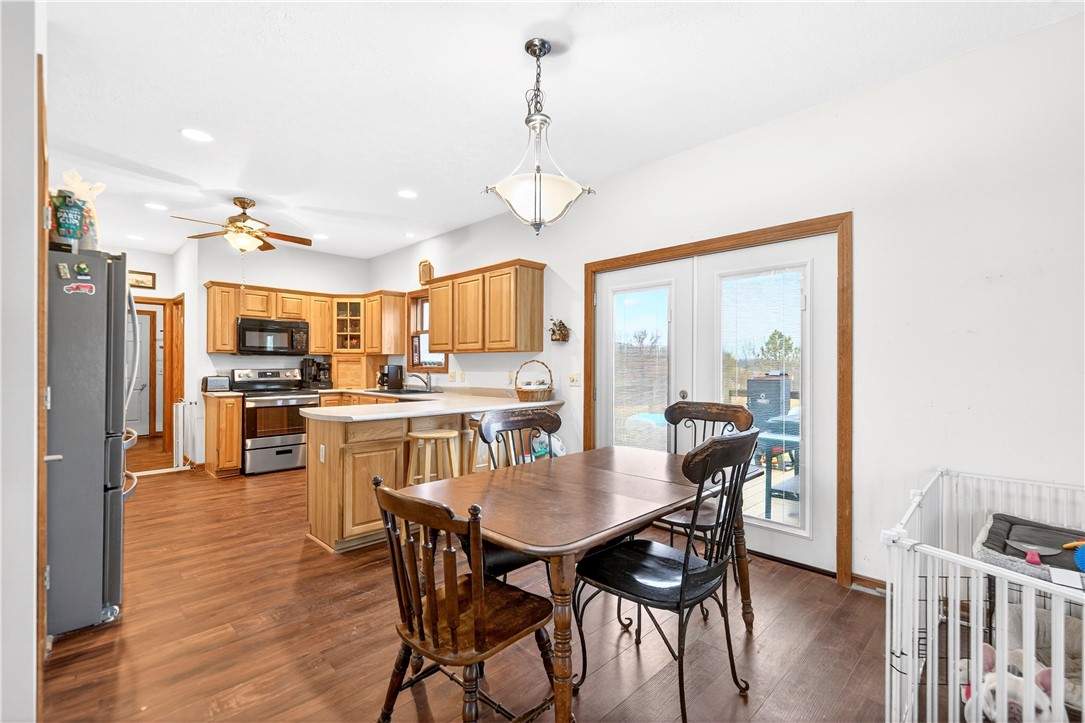 West Alexander, Pennsylvania, 15376, United States, 4 Bedrooms Bedrooms, ,3 BathroomsBathrooms,Residential,For Sale,2018318