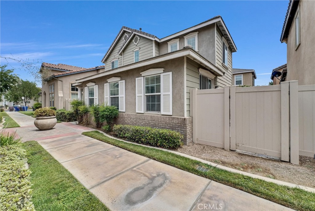 Riverside, California, 92501, United States, 3 Bedrooms Bedrooms, ,3 BathroomsBathrooms,Residential,For Sale,1895541